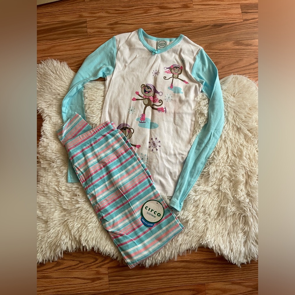 NWT Circo Y2K Girls PJ Set Size 10